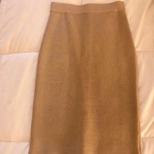 Uniqlo rippled pencil skirt